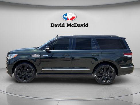 Certified 2023 Lincoln Navigator Black Label AWD/4WD image 4