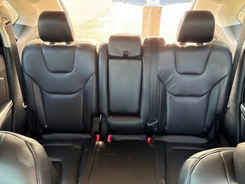 Used 2022 Ford Edge Titanium AWD/4WD image 38