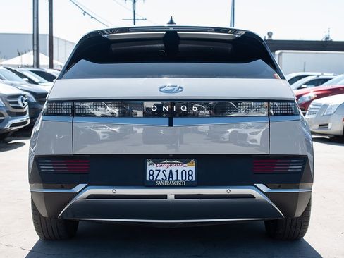 Used 2022 Hyundai Ioniq 5 SE w/ Cargo Package image 4
