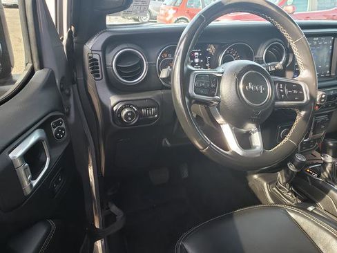 Used 2021 Jeep Gladiator Overland w/ Popular Equipment Package image 9