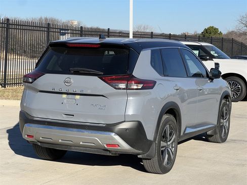 Certified 2023 Nissan Rogue Platinum w/ Platinum Premium Package image 4