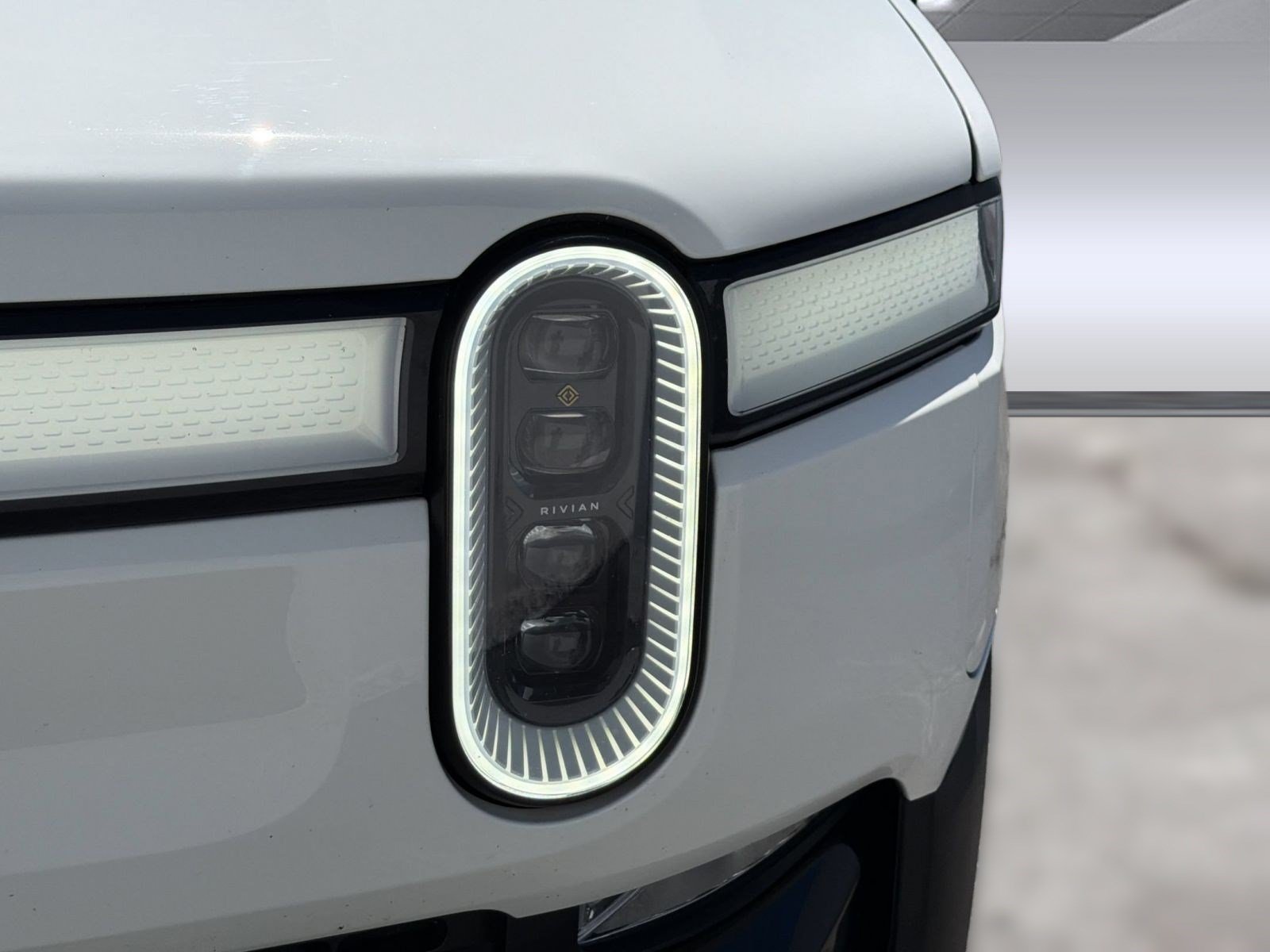 Used 2023 Rivian R1S Adventure Quad AWD/4WD image 11