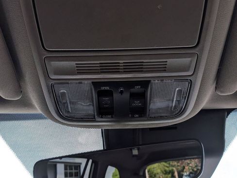 Used 2020 Honda Pilot EX-L image 23