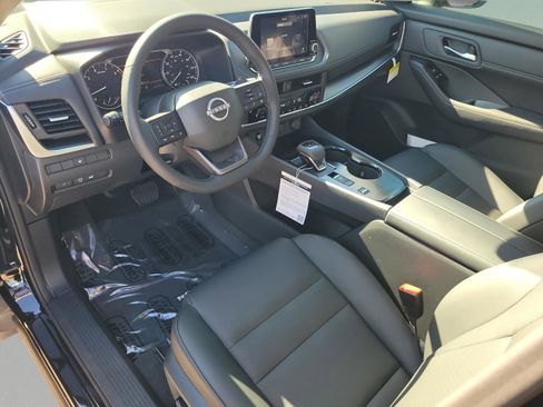 New 2026 Nissan Rogue SV w/ SV Premium Package image 22