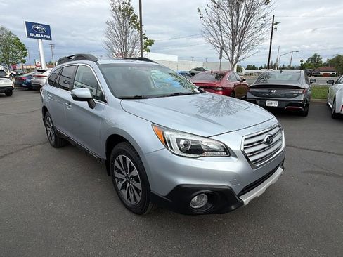 Used 2016 Subaru Outback 3.6R Limited AWD/4WD image 2