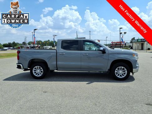 Used 2024 Chevrolet Silverado 1500 LT AWD/4WD image 6