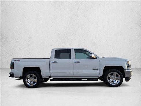 Used 2018 Chevrolet Silverado 1500 LTZ w/ Texas Edition image 4