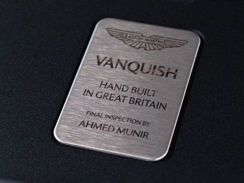 Used 2025 Aston Martin Vanquish RWD image 43