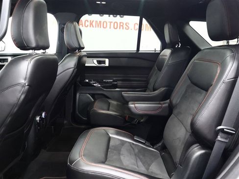 Used 2022 Ford Explorer ST-Line image 10