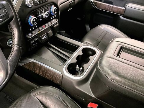 Used 2022 GMC Sierra 3500 Denali w/ Denali Ultimate Package image 14