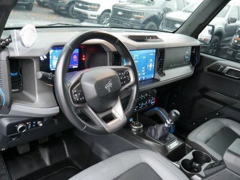 Used 2024 Ford Bronco Black Diamond image 12