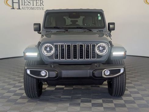 Certified 2025 Jeep Wrangler Unlimited Sahara w/ Safety Group AWD/4WD image 3