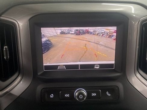 Used 2023 Chevrolet Silverado 1500 Custom image 15