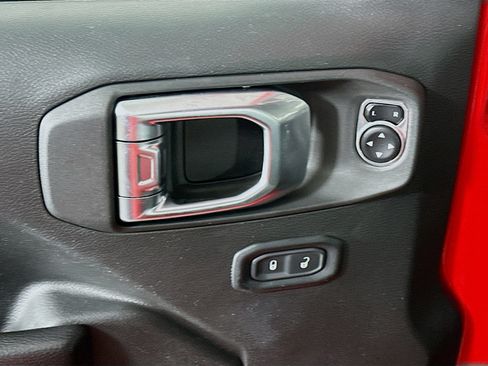 Used 2024 Jeep Wrangler Unlimited Sport AWD/4WD image 15