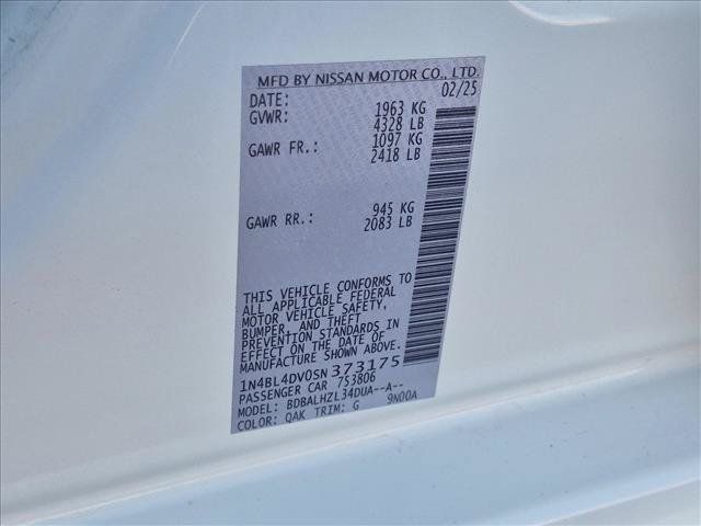 Used 2025 Nissan Altima 2.5 SV FWD image 23