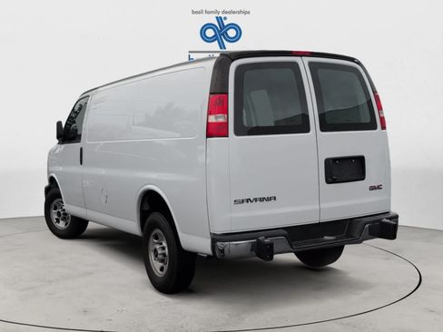 Used 2023 GMC Savana 2500 w/ Driver Convenience Package RWD image 5