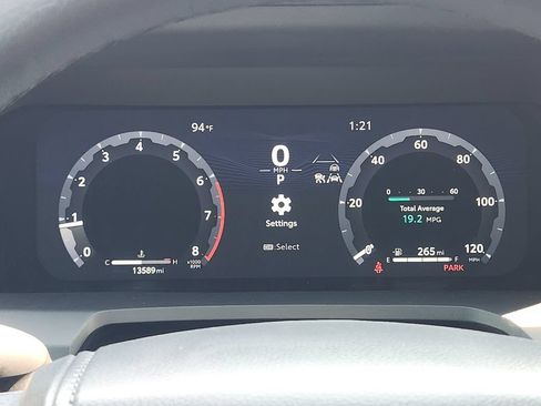 Used 2025 Toyota Tacoma TRD Off-Road AWD/4WD image 17