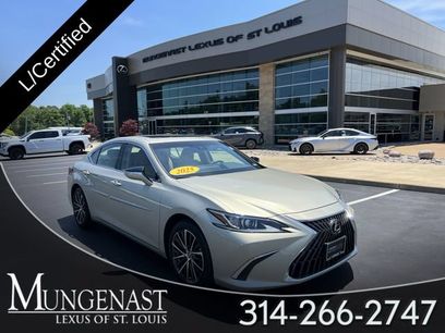 Certified 2025 Lexus ES 350 w/ Premium Package