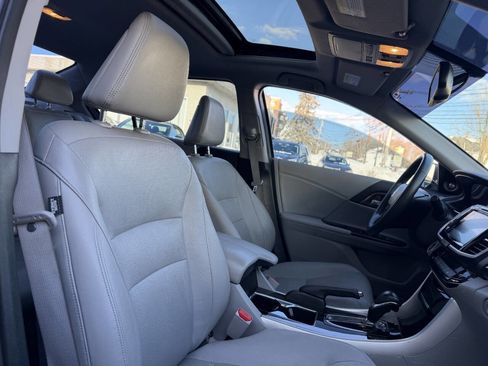 Used 2016 Honda Accord EX-L image 28