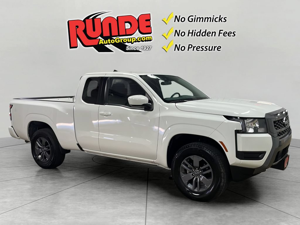 Used 2025 Nissan Frontier SV AWD/4WD image 8