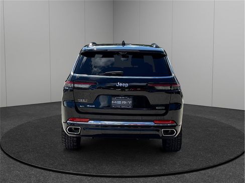 Used 2021 Jeep Grand Cherokee L Overland w/ Luxury Tech Group IV image 8