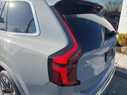 Used 2025 Volvo XC90 B6 Plus AWD/4WD image 11