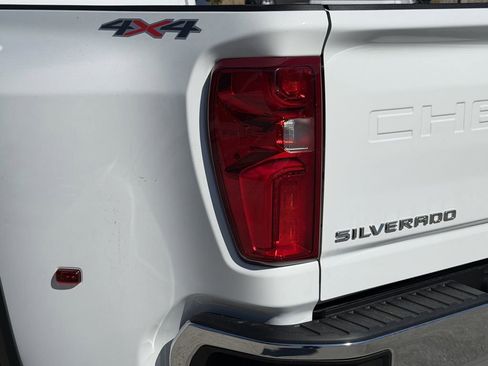 New 2026 Chevrolet Silverado 3500 LT w/ Convenience Package image 8
