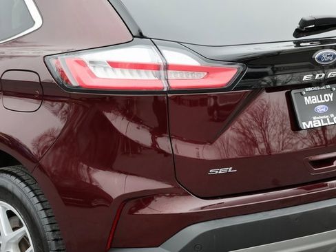 Certified 2023 Ford Edge SEL image 8