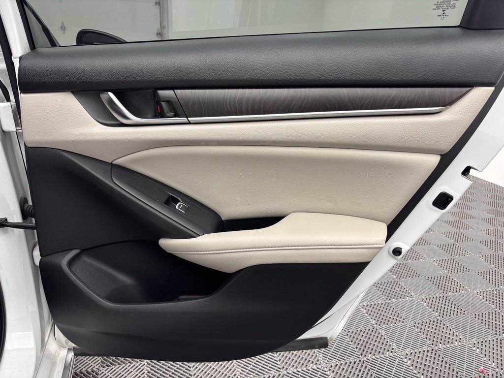 Used 2021 Honda Accord EX-L image 36