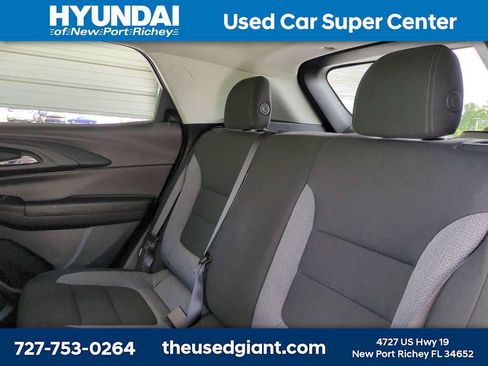 Used 2023 Chevrolet TrailBlazer LT w/ Convenience Package FWD image 14