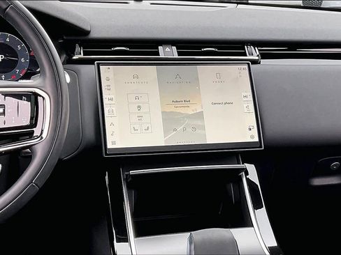 Used 2025 Land Rover Range Rover Velar Dynamic SE image 7