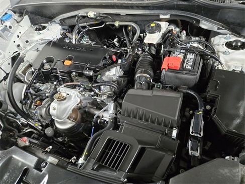 Used 2025 Honda HR-V Sport image 25