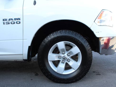 Used 2016 RAM 1500 Classic SLT AWD/4WD image 22