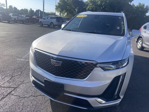 Used 2020 Cadillac XT6 Premium Luxury image 1