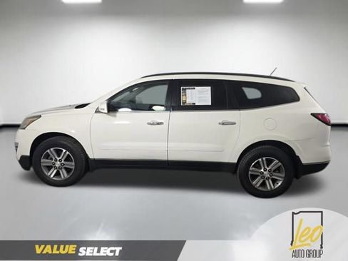 Used 2015 Chevrolet Traverse LT FWD image 9