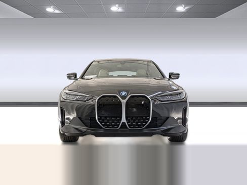 Used 2023 BMW i4 eDrive35 RWD image 6