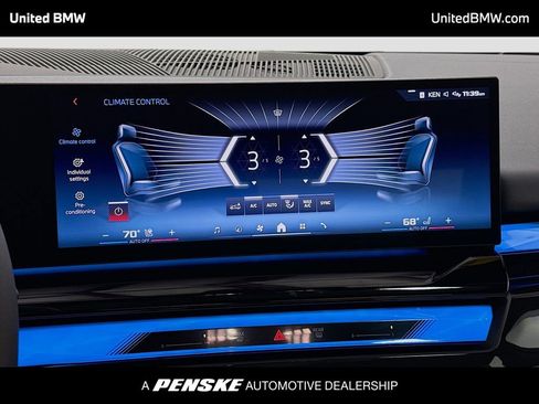 Used 2025 BMW i5 M60 w/ Premium Package image 11