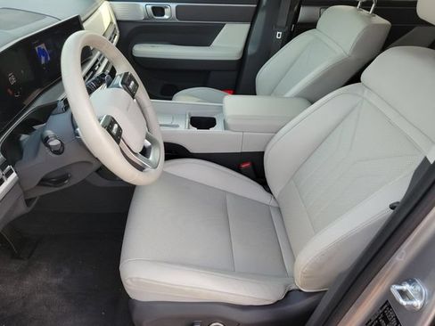 Used 2026 Hyundai Santa Fe SEL AWD/4WD image 9