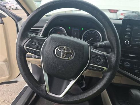Used 2022 Toyota Camry LE FWD image 22