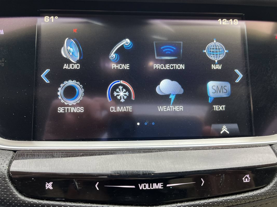 Used 2018 Cadillac XT5 Luxury w/ Driver Awareness Package AWD/4WD image 11