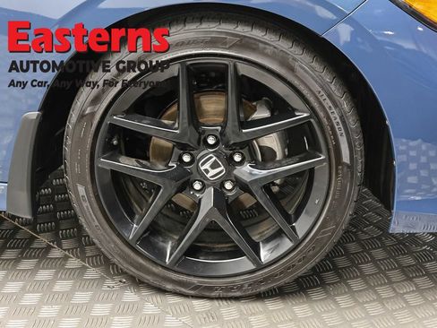 Used 2025 Honda Civic Sport image 30