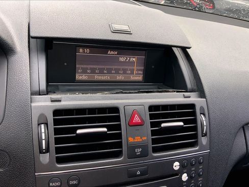Used 2010 Mercedes-Benz C 300 4MATIC Sedan image 30