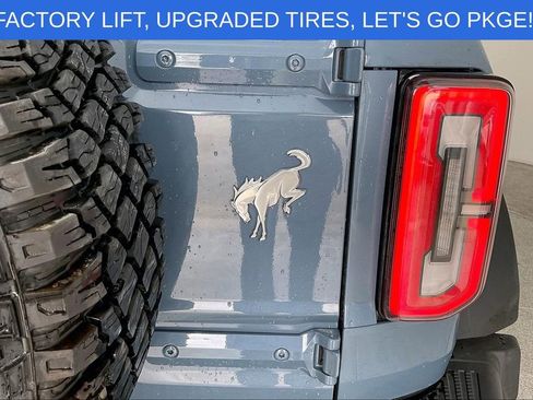 Used 2024 Ford Bronco Badlands w/ Sasquatch Package image 39