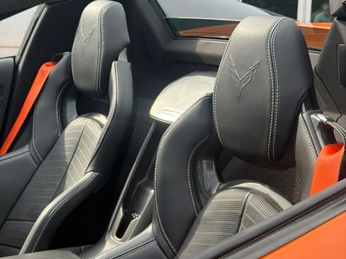 Used 2022 Chevrolet Corvette Stingray Preferred Conv w/ Battery Protection Package RWD image 11