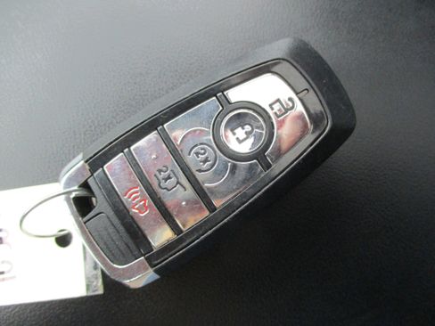 Used 2022 Lincoln Corsair Standard w/ Premium Package image 48