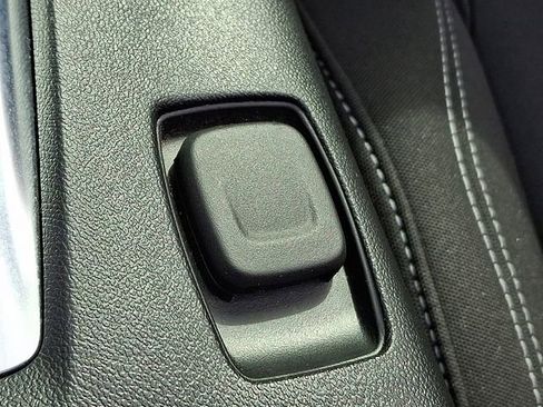 Used 2023 Chevrolet Camaro LT w/ Technology Package image 26