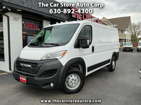 Used 2023 RAM ProMaster 2500 w/ Convenience Group FWD image 1