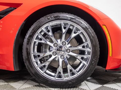 Used 2015 Chevrolet Corvette Stingray Coupe w/ 3LT Preferred Equipment Group RWD image 17