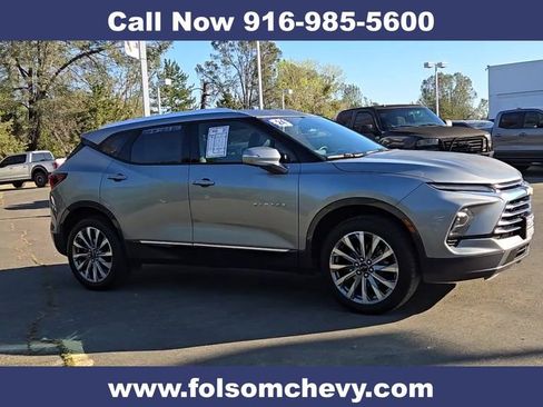 Used 2024 Chevrolet Blazer Premier image 2