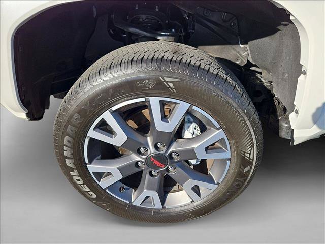 Used 2025 Toyota 4Runner TRD Sport AWD/4WD image 22